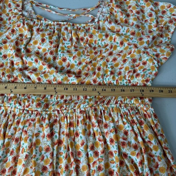 Torrid Babydoll Top 2X Floral Crinkle Gauze Lace up Back - Picture 9 of 11